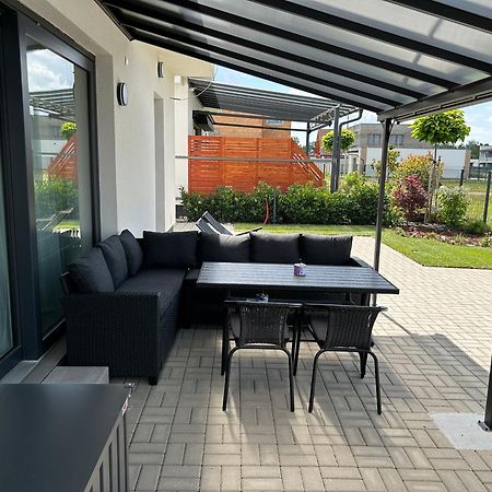 Apartman Zuzana Nesvady Exterior photo