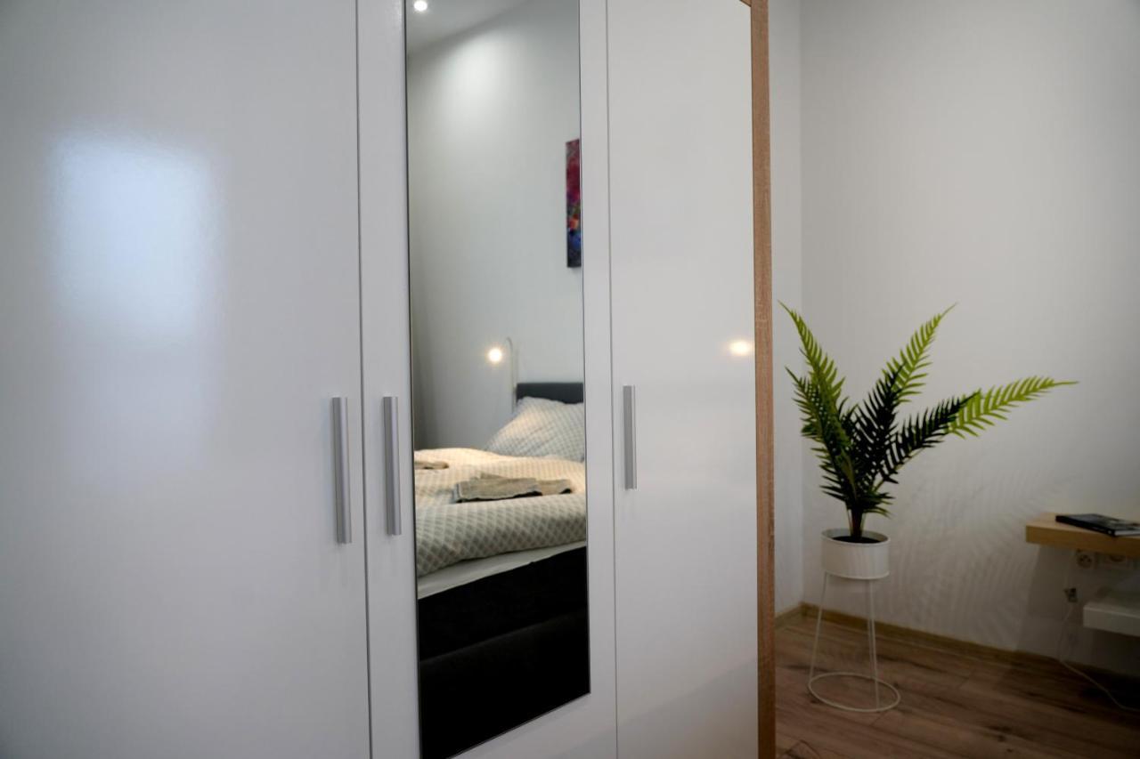 Apartman Zuzana Nesvady Exterior photo